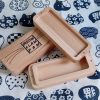 коробочка для усов открытая